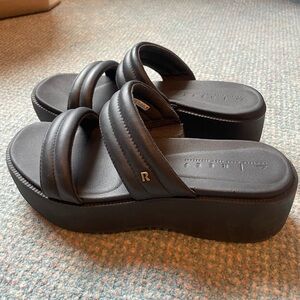 Lofty Lux Hi Reef Black Double Strap Platform Sandals